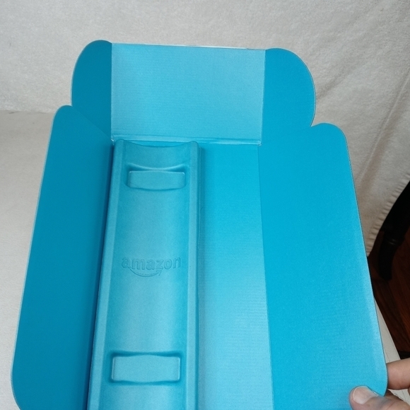 Amazon Echo (1st Generation) Smart Assistant - Ale - Picture 3 of 6